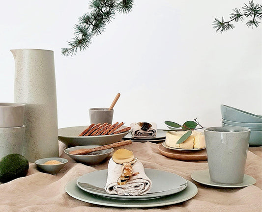 3 Tips On How To Style The Perfect Timeless Christmas Table