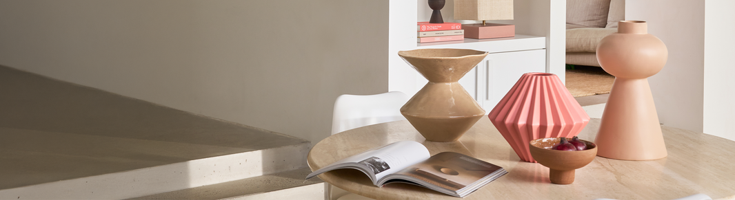 Open shelving, calm styling: less clutter, more character