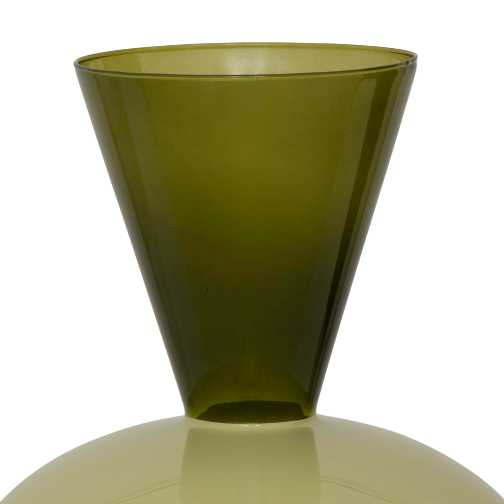 Vase Zinhle, Beechnut