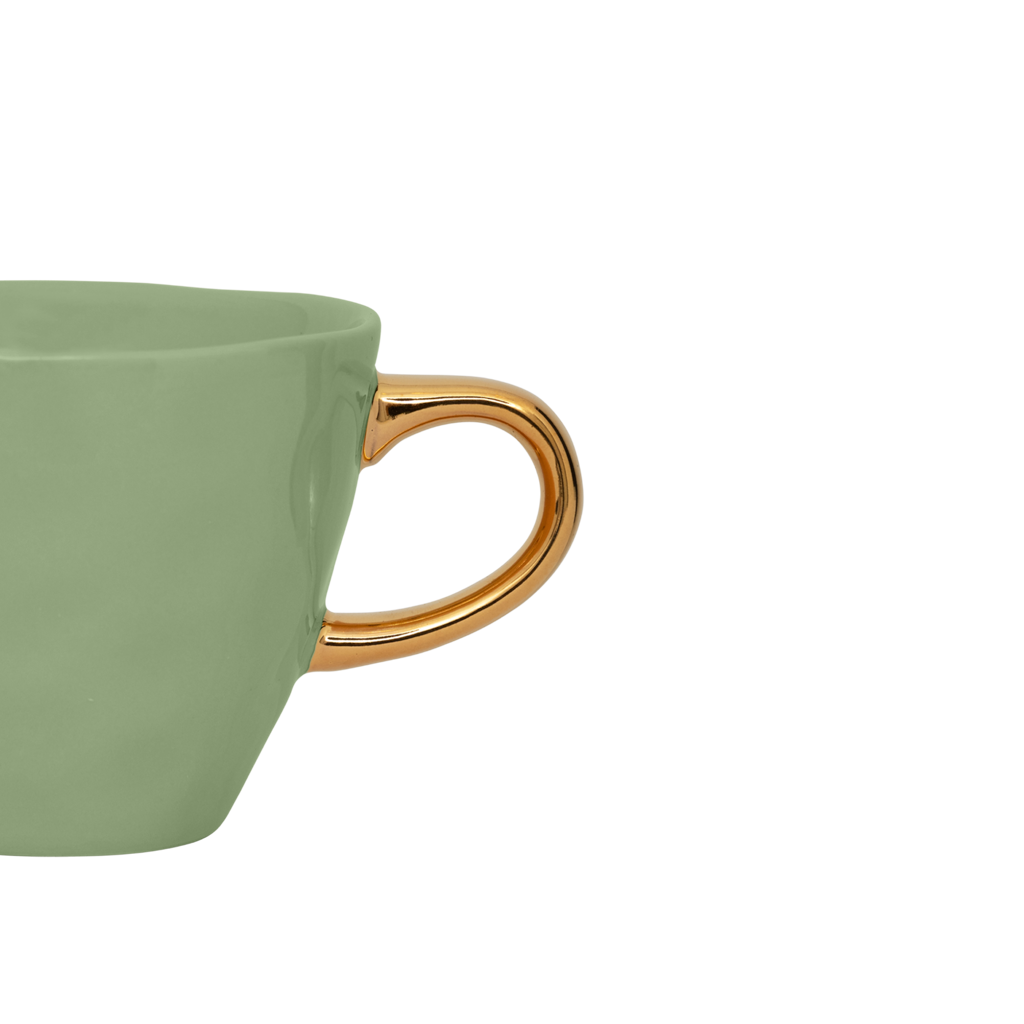 Part of the Good Morning Collection. Coffee cup in the colour matcha With a hand-painted golden ear. Colour matcha is a mid tone pastel