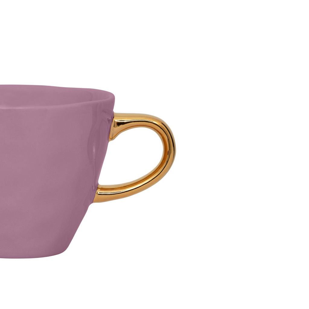 Part of the Good Morning Collection. Coffee cup in the colour hyacinth With a hand-painted golden ear.Colour hyacinth is a mid tone pastel.