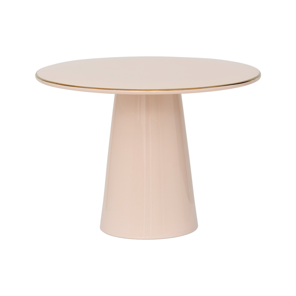 Part of the Good Morning Collection. Cake stand in the colour old pink. With a hand-painted golden rim A smaller version of a cake stand. For a layered effect match with the lower cake stand.