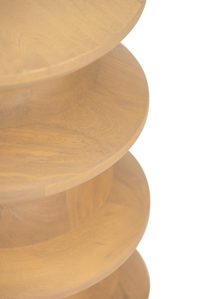 A wavy, curvy solid wood side table with a quirky shape, finished in light oak for a warm, natural feel. Made of eco-friendly mangowood, of which the timber is harvested after the mango tree passed its fruit-bearing life span.
