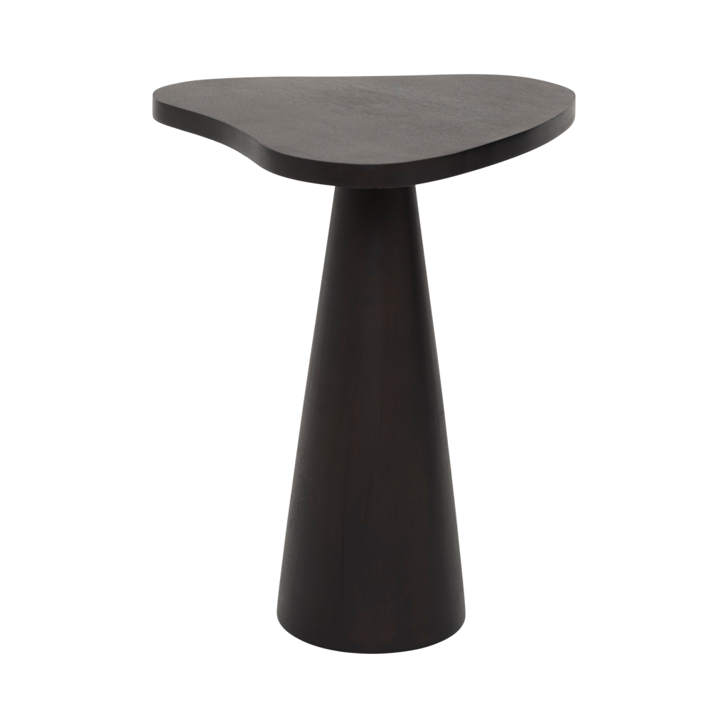 A solid wood side table with an organically shaped tabletop, in the warm and versatile colour walnut. Made of eco-friendly mangowood, of which the timber is harvested after the mango tree passed its fruit-bearing life span.