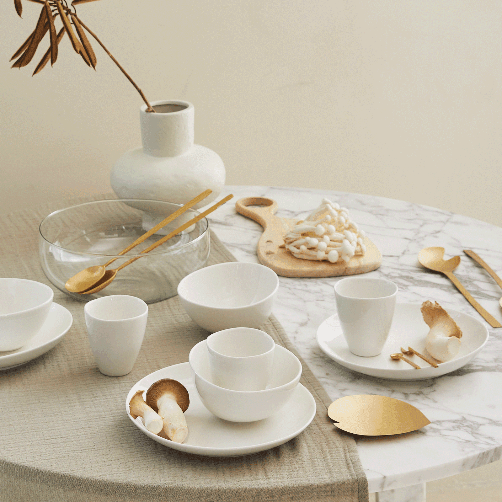 White Dinner Plate - Urban Nature Culture White Dinner Plate - Urban Nature Culture