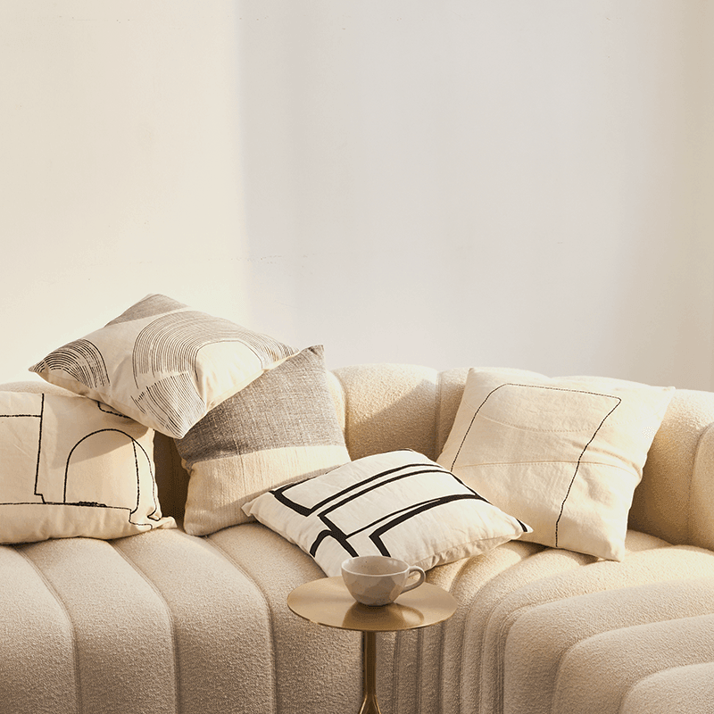 Cushion Ricamare off white - Urban Nature Culture